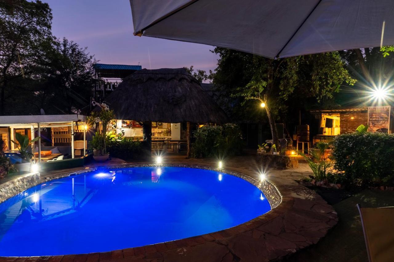 Victoria Falls Backpackers Lodge- Camp Sites Eksteriør bilde