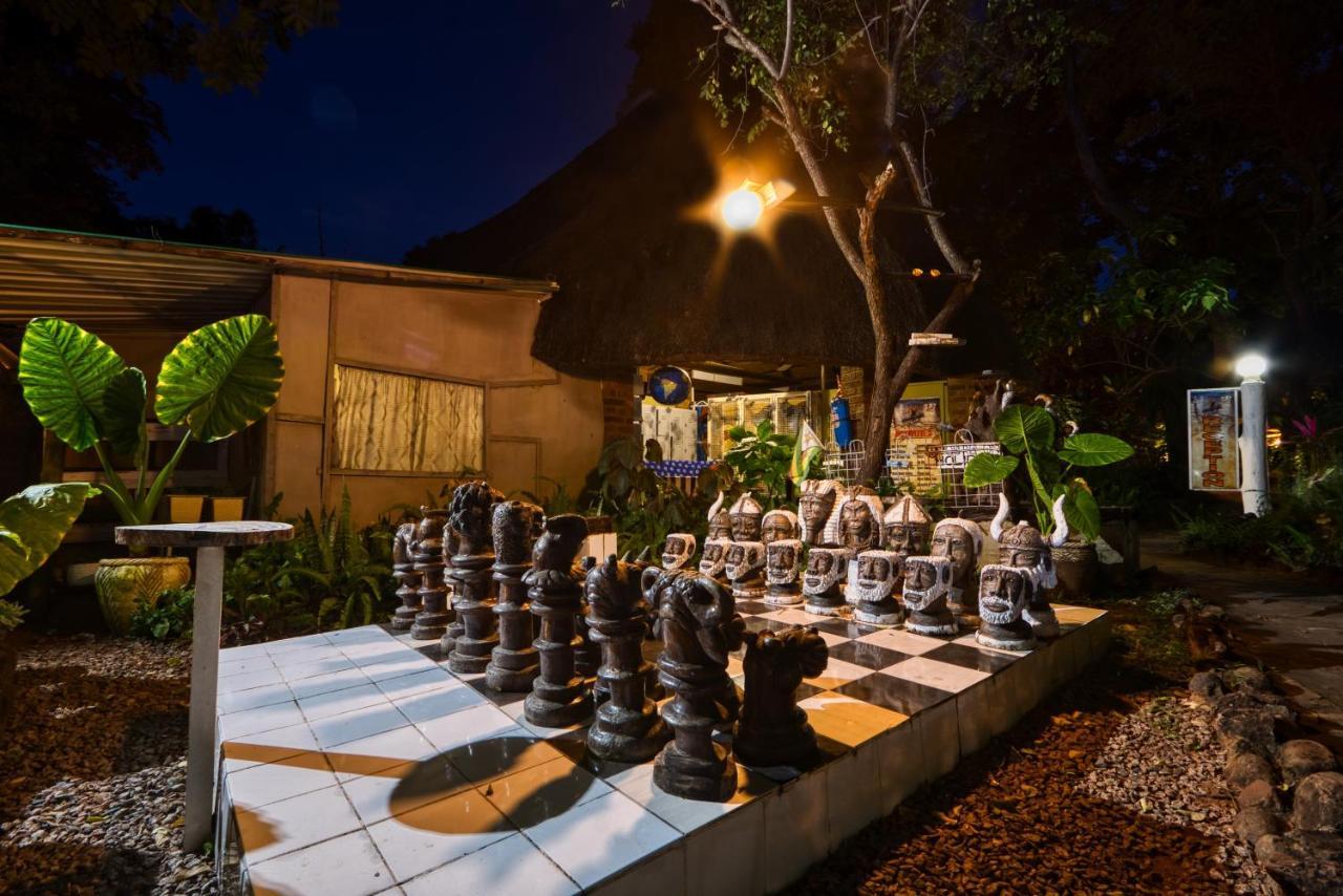 Victoria Falls Backpackers Lodge- Camp Sites Eksteriør bilde